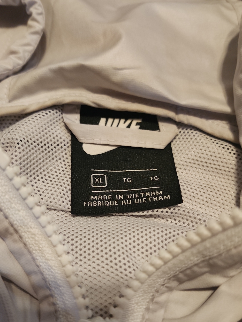 Nike Jacket - Picture 6 of 6